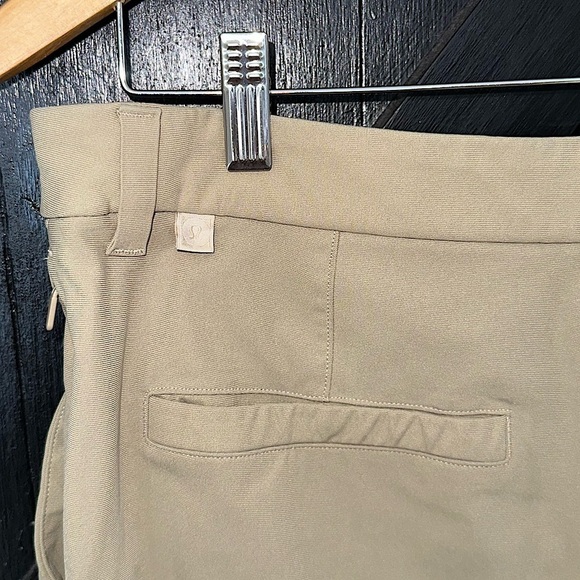 Lululemon Commission Short Relaxed Warpstreme 11" ABC 2-Way Stretch Tofino Sand - Picture 10 of 13
